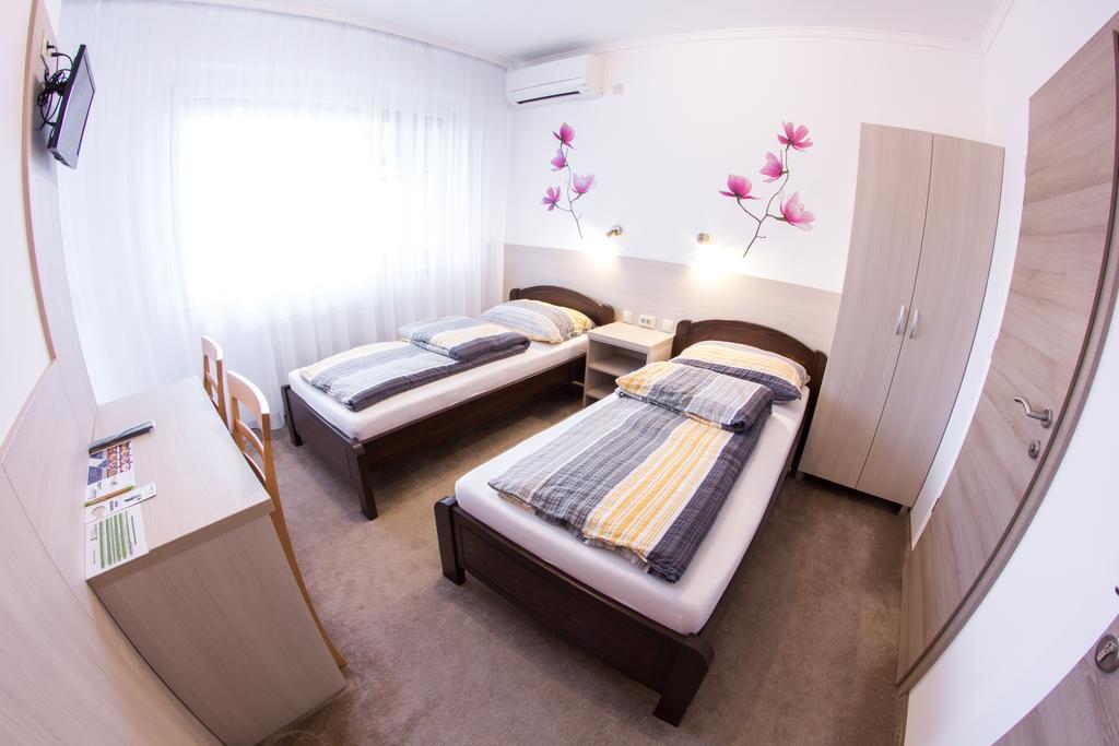 Vandor Vendeghaz Szeged Bagian luar foto